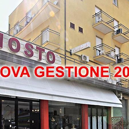 Hotel Ariosto Rimini Exteriér fotografie